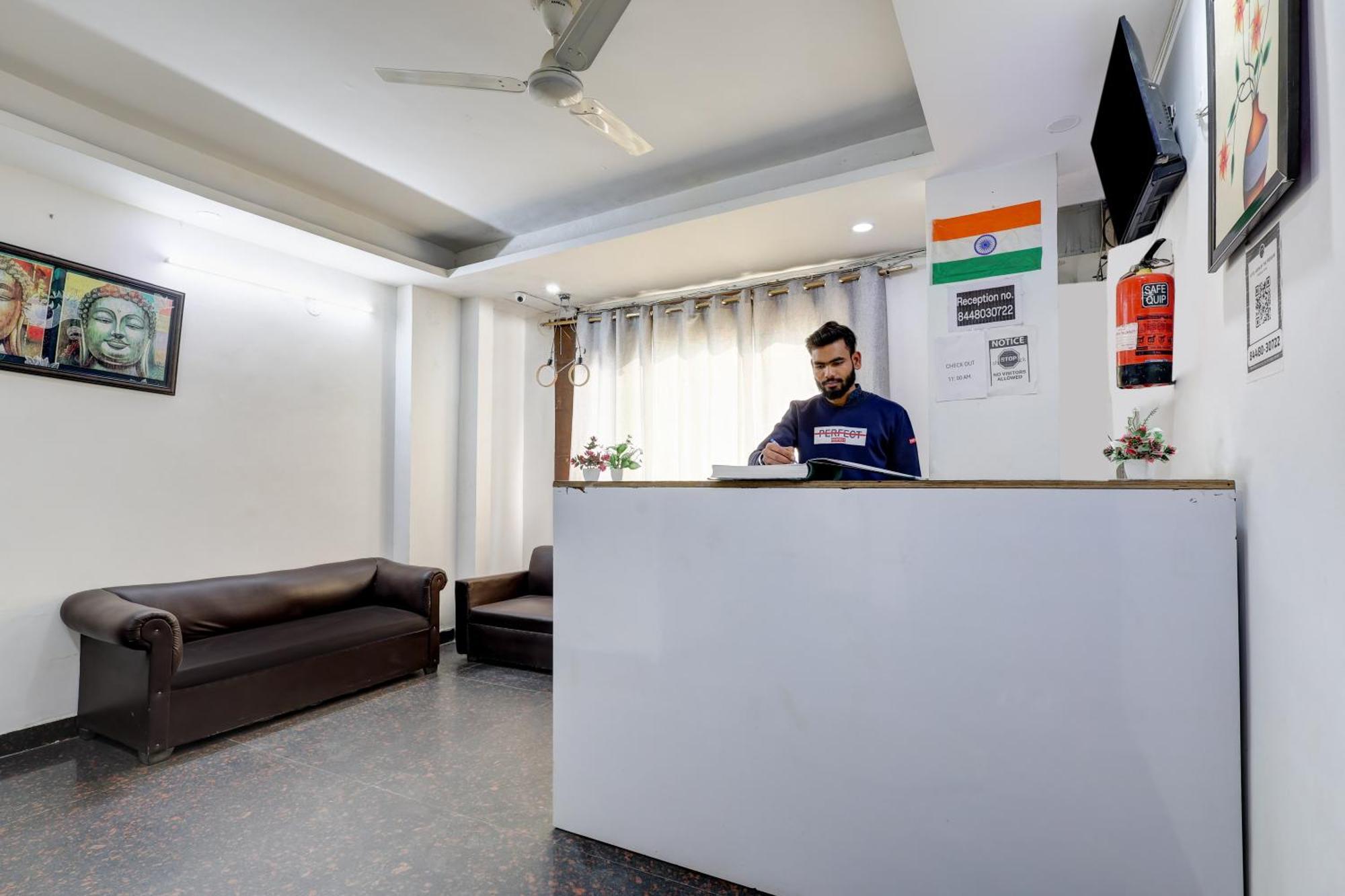 Hotel Aron By The Premium Villa New Delhi Exterior photo