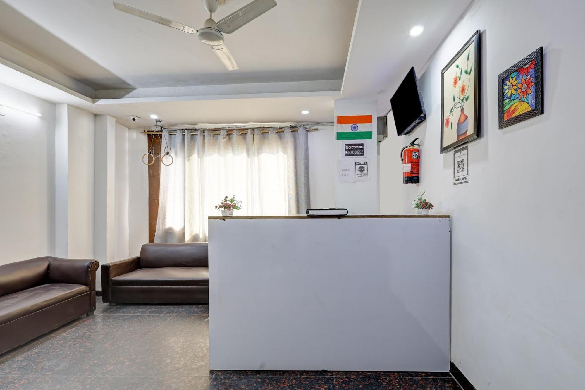 Hotel Aron By The Premium Villa New Delhi Exterior photo